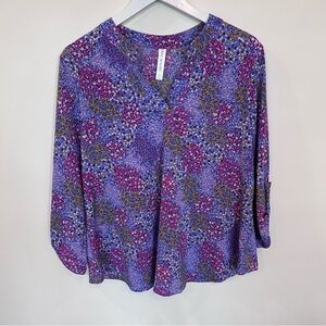 Dear Scarlett Lizzy Top Ditsy Lavender Floral 3/4 Sleeve Womens Medium V Neck